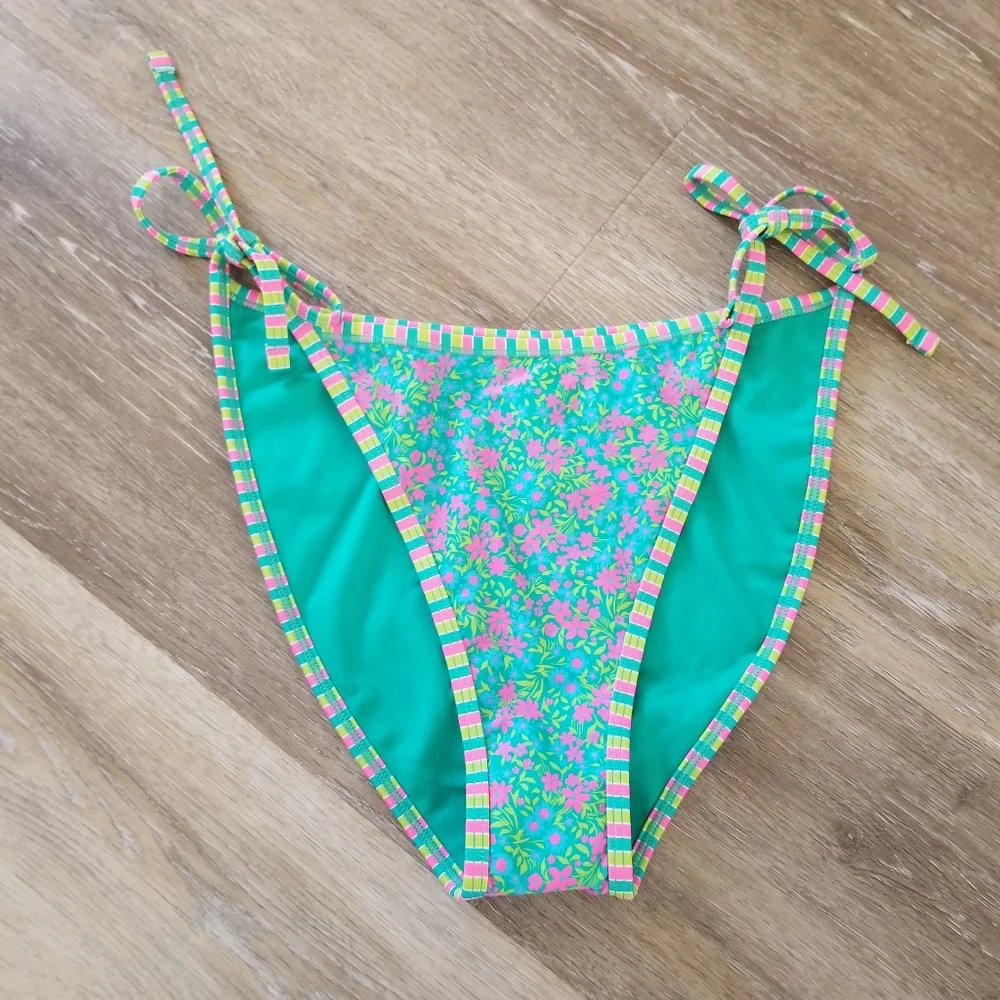 NWT Wild Fable Green Floral Low Rise Cheeky Bikini Top & Bottom Set Size Small